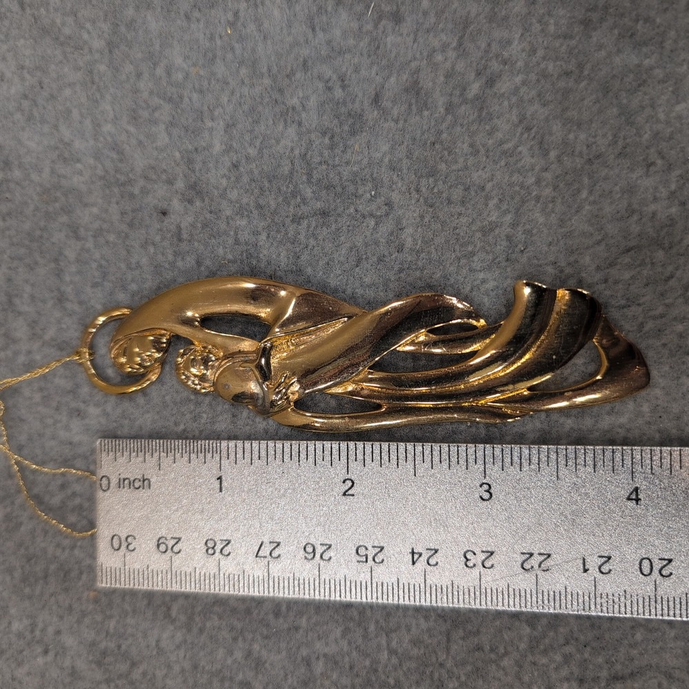 Wallace Silversmiths Mary Baby Jesus Sculpture Ornament 24 Karat Gold Finish - Picture 2 of 5